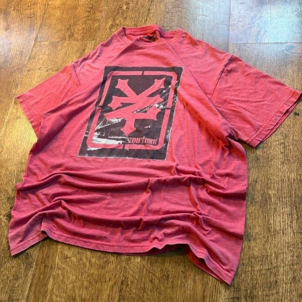 Zoo York Red streetwear graphic tee #y2kfashion #hiphop